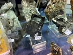 FEM. 9ª Fira de Minerals D´Oliva. 